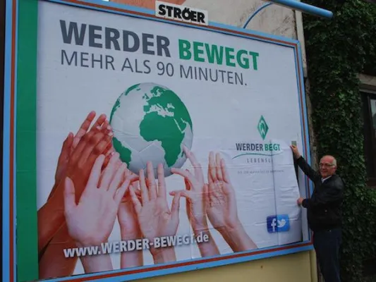 Studierende und der Außenwerber Ströer unterstützen CSR-Engagement des SV Werder Bremen Bild: Studierende und der Außenwerber Ströer unterstützen CSR-Engagement des SV Werder Bremen