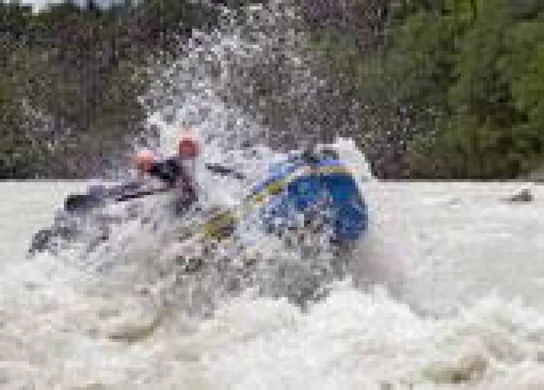 Rafting bei Maximalpegel auf der Einsteigertour