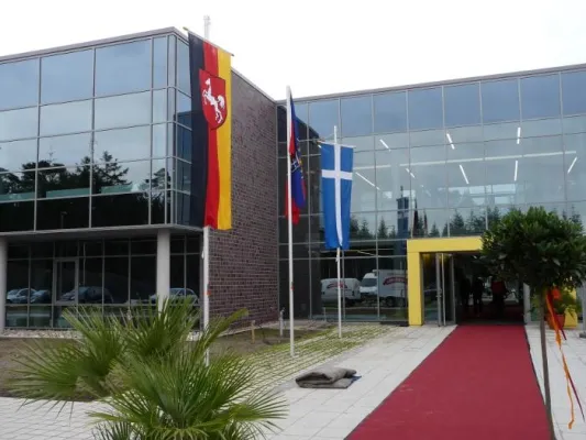 Ausbildungszentrum Varel: 98 Lehrlinge starten mit modernem Maschinenpark Bild: Ausbildungszentrum Varel: 98 Lehrlinge starten mit modernem Maschinenpark