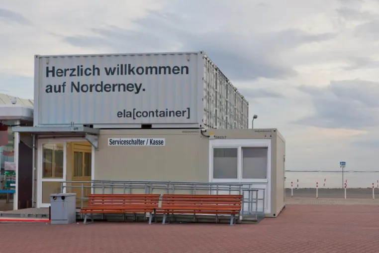 Bild: Willkommen auf der Insel: ELA Terminal begrüßt Urlaubsgäste