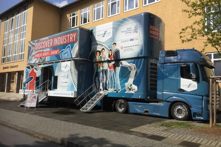 Bild: Mobile Industriewelt begeistert Schüler in Heidelberg