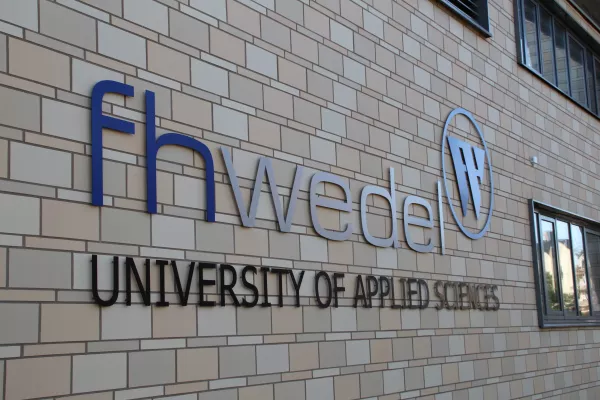 Bild: Von Robotik bis Bierbrauen: Innovation und Wissenschaft hautnah erleben am Hochschulinfotag an der FH Wedel