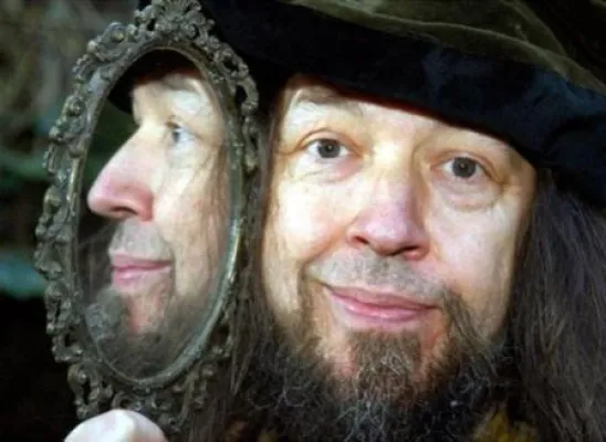 Bild: Kasseler Literaturpreis für grotesken Humor an Ulrich Holbein