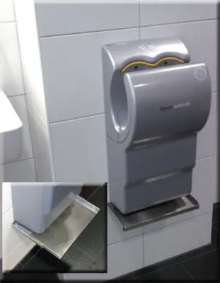 Tropfwannen und Spritzschutzwände für Dyson Airblade aus Edelstahl Bild: Tropfwannen und Spritzschutzwände für Dyson Airblade aus Edelstahl