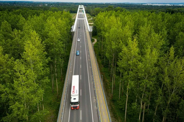 Bild: Nächtliches Transport-Tracking: Craiss setzt Customer Control Center ein