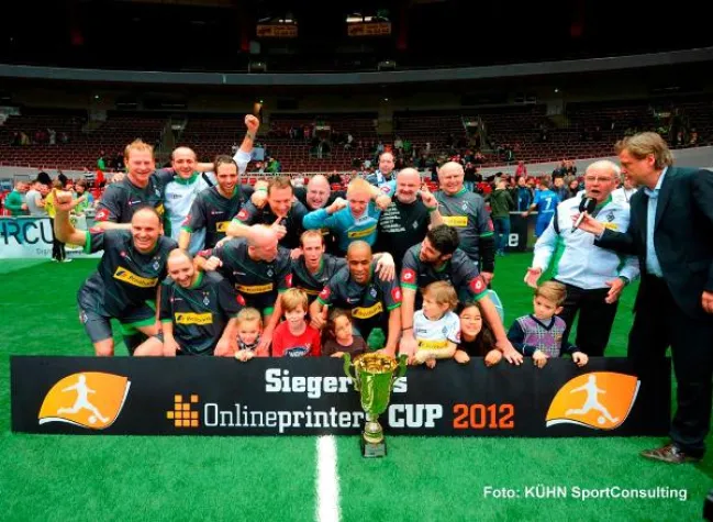 Bild: Borussia Mönchengladbach gewinnt Onlineprinters-CUP in Dortmund