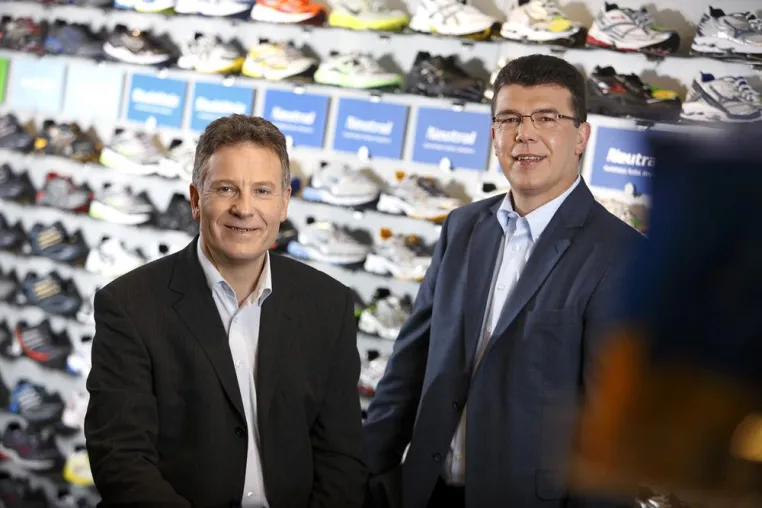 RUNNERS POINT startet mit Lizenzpartner Futura Sport AG in der Schweiz Bild: RUNNERS POINT startet mit Lizenzpartner Futura Sport AG in der Schweiz