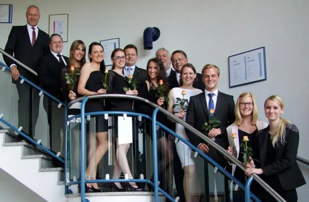 Bild: Erste Absolventen haben Gesamtprogramm ASTOR mit Bravour gemeistert