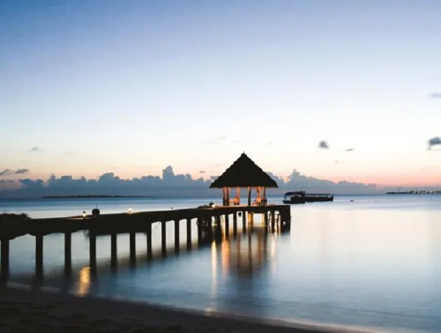 Bild: Echte Robinson-Cursoe-Erlebnisse auf Embudhoo Coco Palms authentisch maledivische Privatinsel