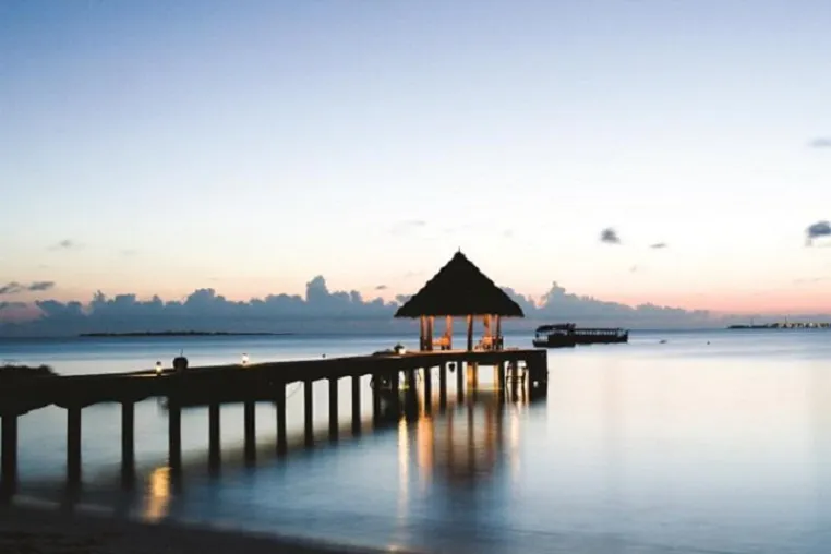 Bild: Echte Robinson-Cursoe-Erlebnisse auf Embudhoo Coco Palms authentisch maledivische Privatinsel