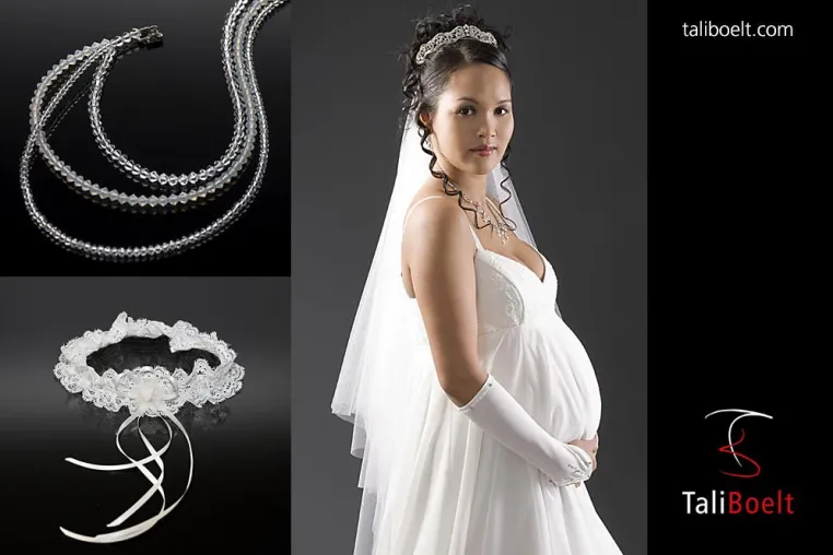 Bild: Schwanger heiraten mit individuell angepasster Brautmode von TaliBoelt® Couture & Jewellery