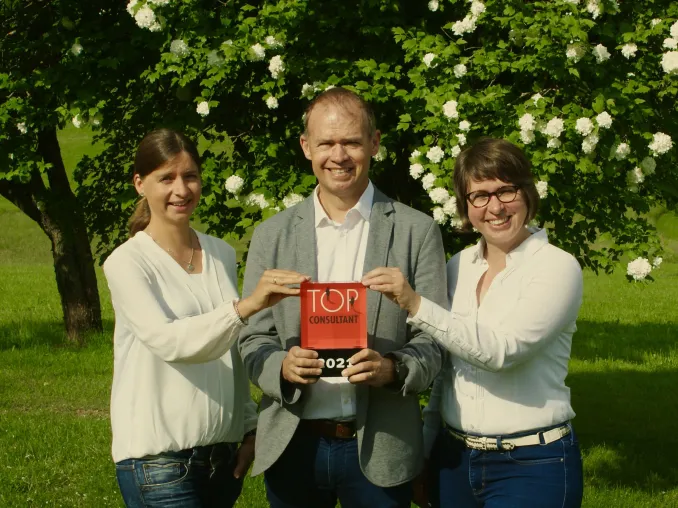 Ingenieurbüro Armin Lausterer mit Beratersiegel ausgezeichnet Bild: Ingenieurbüro Armin Lausterer mit Beratersiegel ausgezeichnet