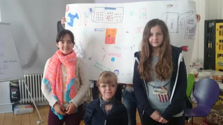 Zum Girls‘Day die Welt der Server bei der Hostserver GmbH in Marburg erkunden Bild: Zum Girls‘Day die Welt der Server bei der Hostserver GmbH in Marburg erkunden