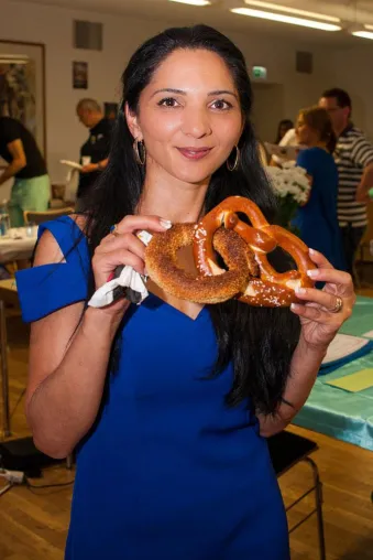 Bild: Simit und Breze an einem Tisch – Nachbericht zu 'Speed Speaking Atlasya'