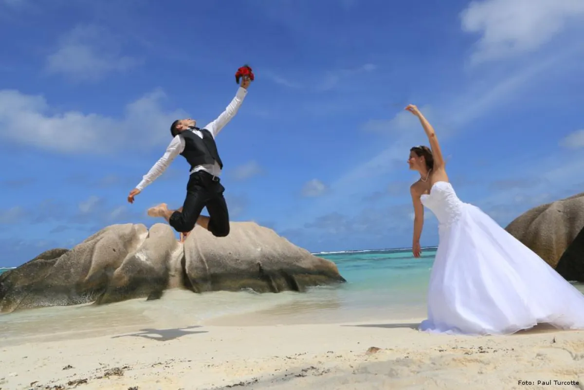Traumhochzeit auf den Seychellen (Foto: Paul Turcotte)