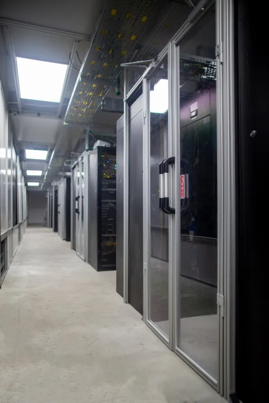 Feste öffentliche IPv4-Adresse und Reverse-DNS Eintrag im Bundle. Bild: Aixit GmbH
