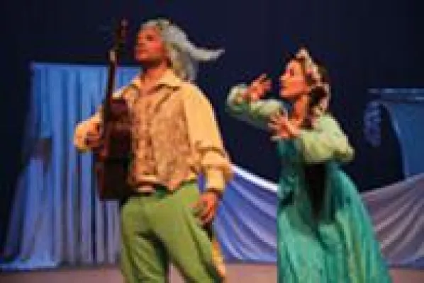 Bild: Eurythmie-Aufführung: Meluna, die kleine Meerjungfrau