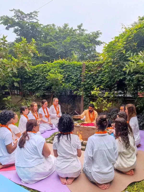 Yoga Teacher Training in Indien