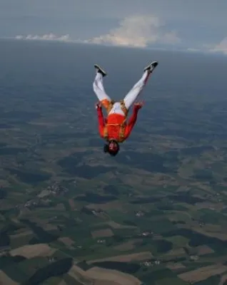 Bild: INCCA GMBH SPONSERT JUNGES FREEFLY-TEAM