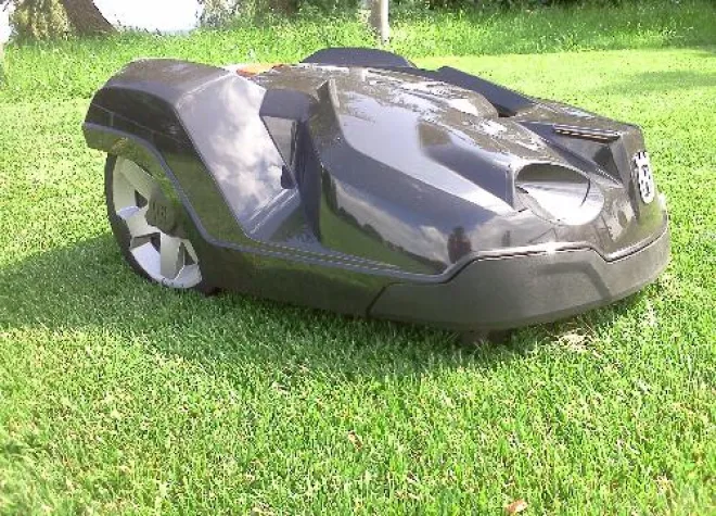Bild: Der Rasenmäher Roboter wird "intelligent"