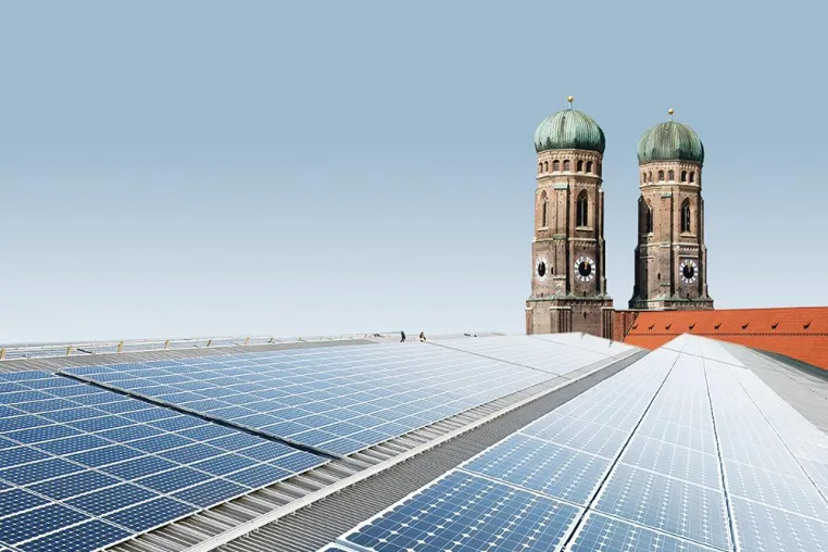 Bild: Werbeagentur RED konzipiert neuen Geschäftsbericht für Phoenix Solar