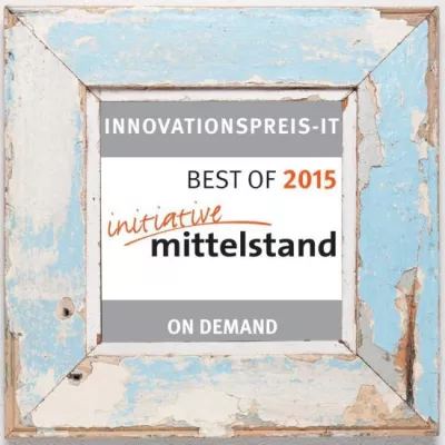Bild: Zwei Auszeichnungen für Luxad beim Innovationspreis-IT 2015