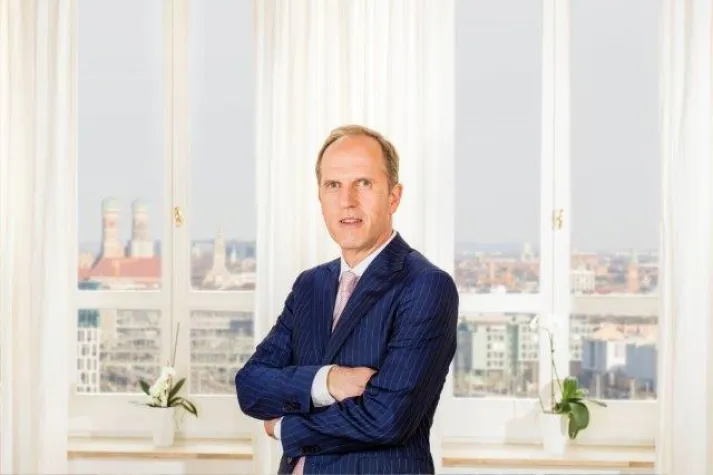 Expats wollen Bahn, Balkon und Bytes Bild: Expats wollen Bahn, Balkon und Bytes