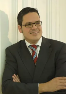 Bild: Berufsakademie Weserbergland veranstaltet Vortrag über Werbung aus Sicht des Wettbewerbsrechts