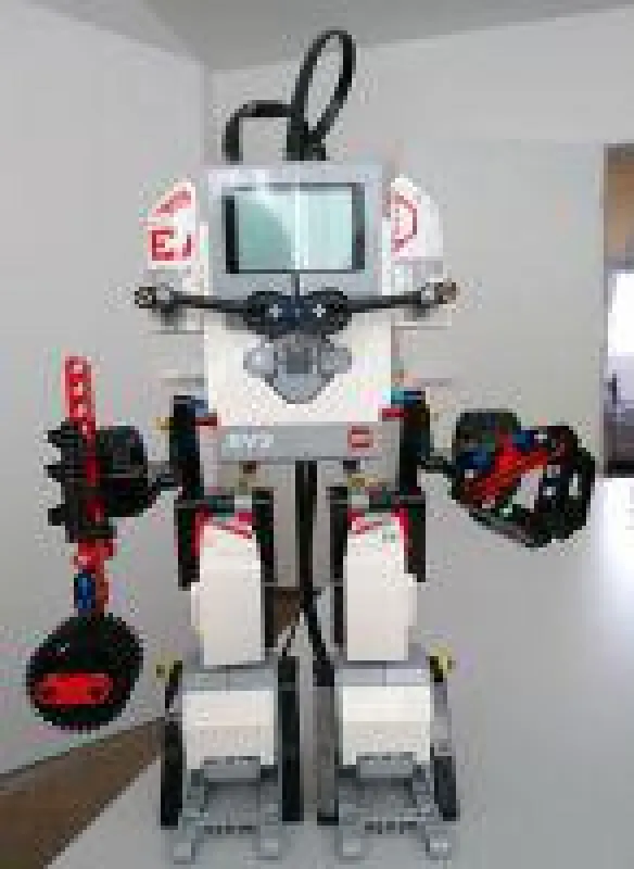 Lego-Mindstorm-Roboter am SemVox DMEXCO Stand