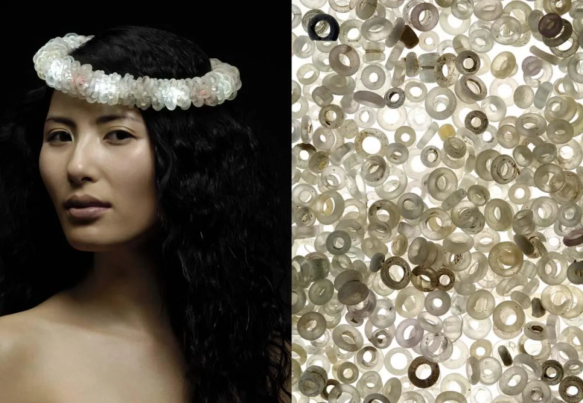 Antike Handelsperlen und kleinste LEDs inspirieren Marc Mann zu immer wieder neuen Entwürfen: jeweLIGHTs flowerchild