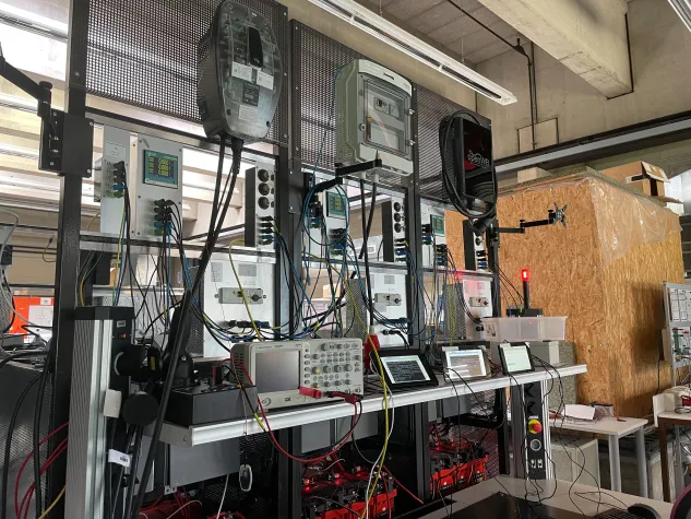 Bild: E-Autos netzdienlich im Schwarm laden - TH Köln hat eine koordinierte Steuerung von Ladevorgängen erfolgreich erprobt