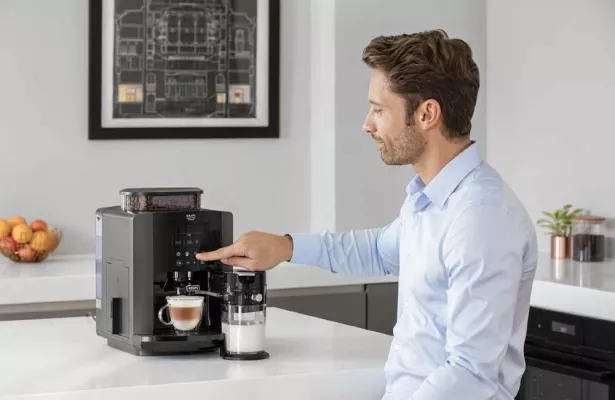 Bild: NEU: One-Touch-Cappuccino-Vollautomat Krups Arabica Latte