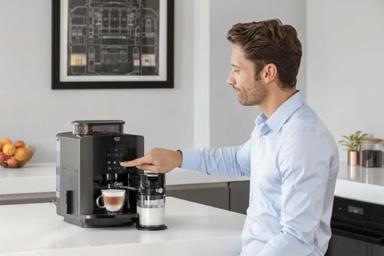 Bild: NEU: One-Touch-Cappuccino-Vollautomat Krups Arabica Latte