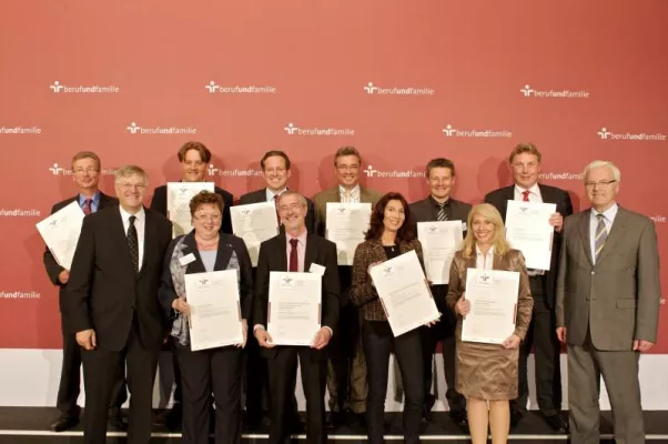 Bild: MDH AG für familienbewusste Personalpolitik ausgezeichnet