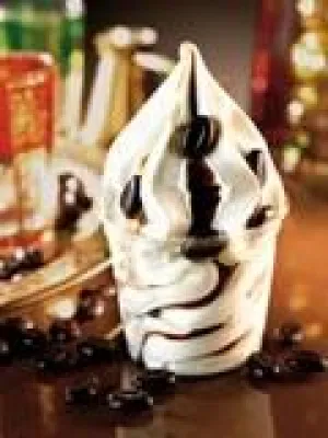 Bild: Eiskaffee mal anders: Edel-Softeis Romeo & Giulia präsentiert Season-Creation „Mocca Cup“
