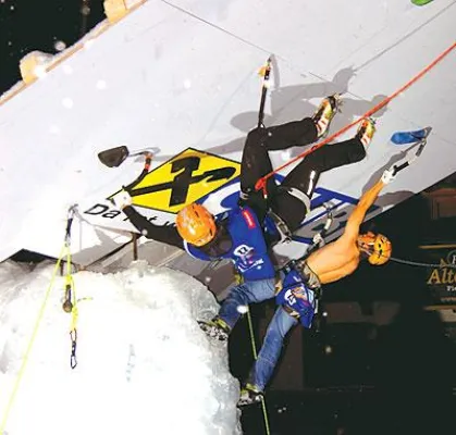 Bild: Die weltbesten Eiskletterer laden zur Show