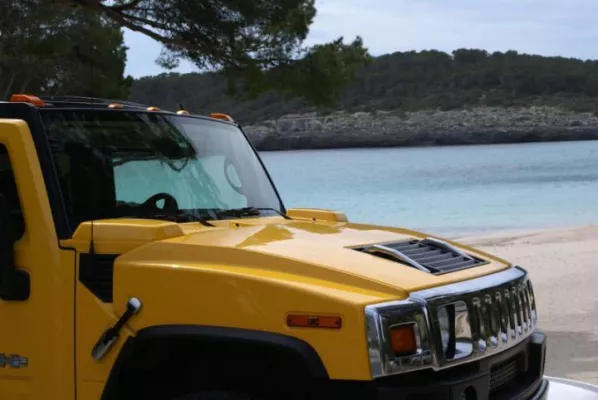 Bild: yellowhummer Station auf Mallorca