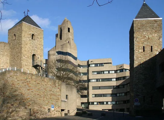 Bild: Niedriglöhne bei der Stadt Bergisch Gladbach