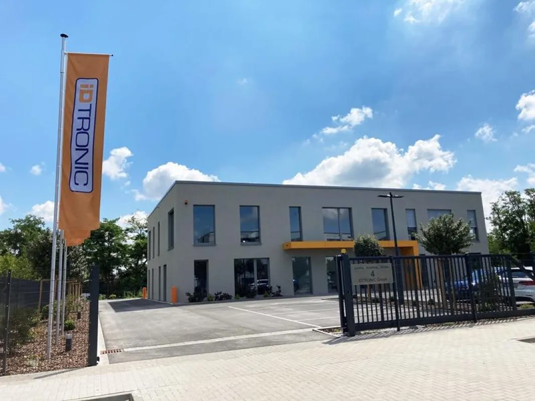 Das neue Gebäude der iDTRONIC GmbH
