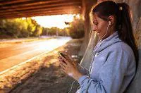 Bild: Neue Benchmark-Studie zu Enhanced-Voice-Services Codec (EVS)