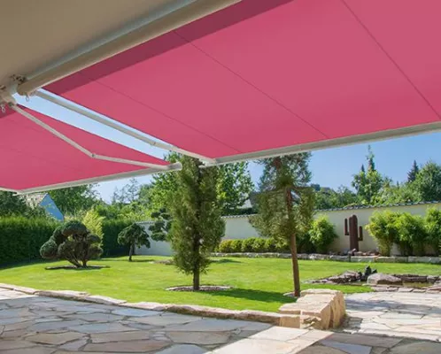 Farbige Sommerlaune - Mit Markisentüchern von markilux bunte Akzente setzen Bild: Farbige Sommerlaune - Mit Markisentüchern von markilux bunte Akzente setzen