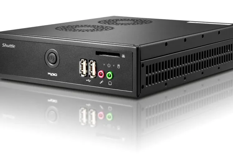 Robuste PC-Lösung mit nur 43 mm Bauhöhe für aktuelle Intel Desktop-Prozessoren Bild: Robuste PC-Lösung mit nur 43 mm Bauhöhe für aktuelle Intel Desktop-Prozessoren