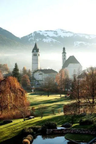 Bild: Golfgenuss im Promi-Hotspot Kitzbühel
