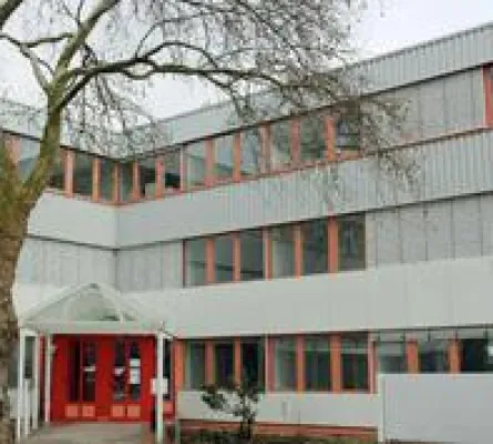 Bild: DIP-Partner AENGEVELT unterstützt Analyse-Institut bei der Umsiedlung in Magdeburg