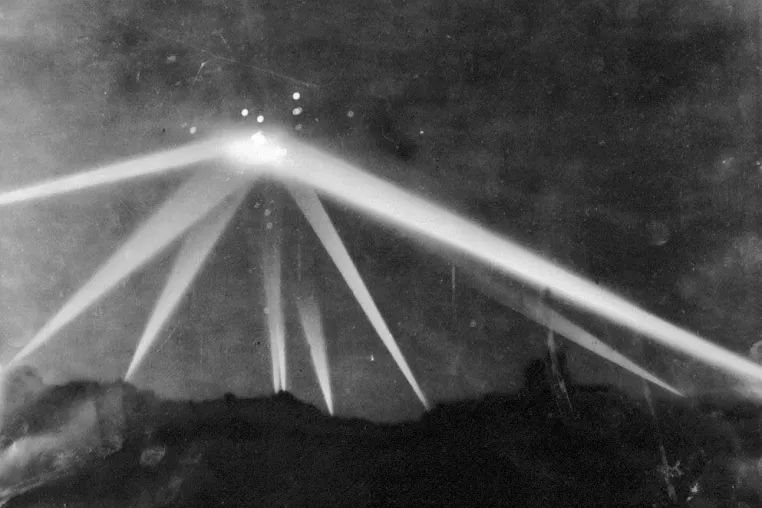 Bild: 30 Jahre UFO-Forschung in Deutschland - und erstmals die deutsche UFO-Geschichte vorgestellt