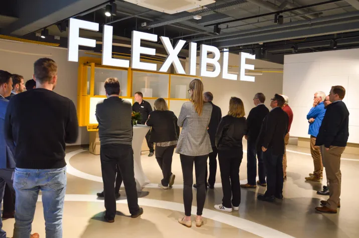 Bild: Tag der Logistik: Dematic zieht Nachwuchs- und Fachkräfte an