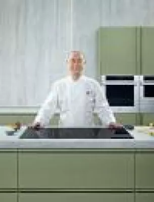 Bild: Fokus auf Präzision mit Panasonic-Botschafter Nobu