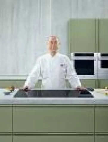 Bild: Fokus auf Präzision mit Panasonic-Botschafter Nobu