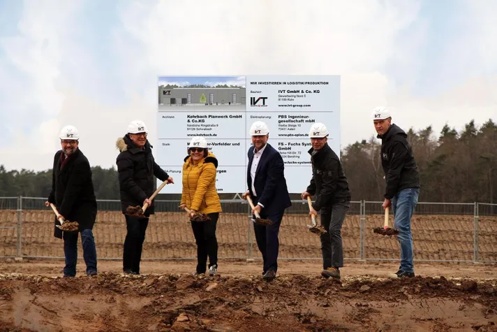 Spatenstich bei IVT (Würth- Gruppe) in Rohr Bild: Spatenstich bei IVT (Würth- Gruppe) in Rohr