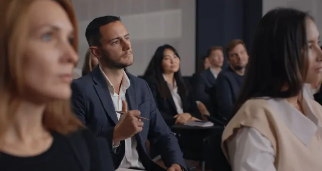 Bild:  Fortbildungen für Krankenhausärzte und Pflegefachkräfte (all genders)